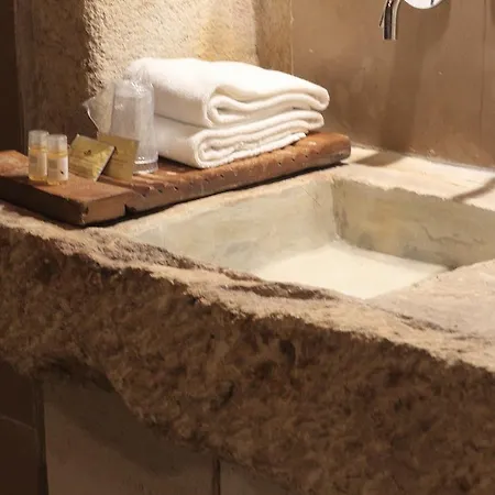 ゲストハウス La Neviera Nei Sassi マテーラ